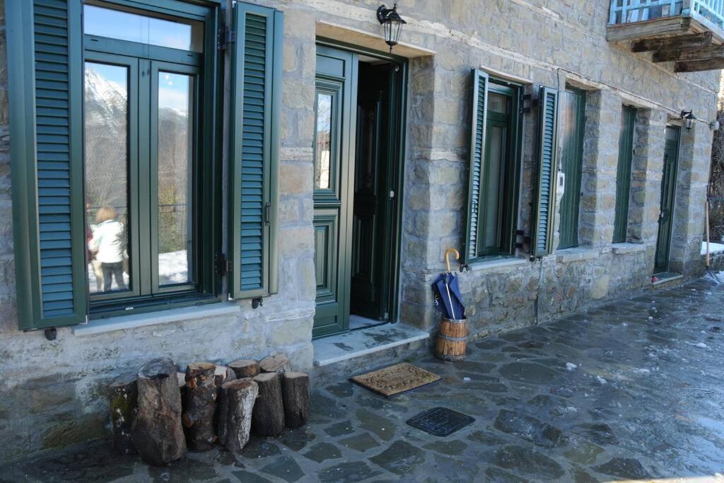 Villa Δάφνη 1933, Λιθόχτιστο Αρχοντικό Στο Βουνό Ano Chora Esterno foto